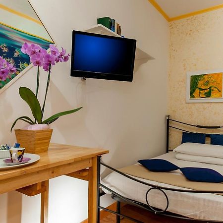 Please Rome - Guest House ภายนอก รูปภาพ